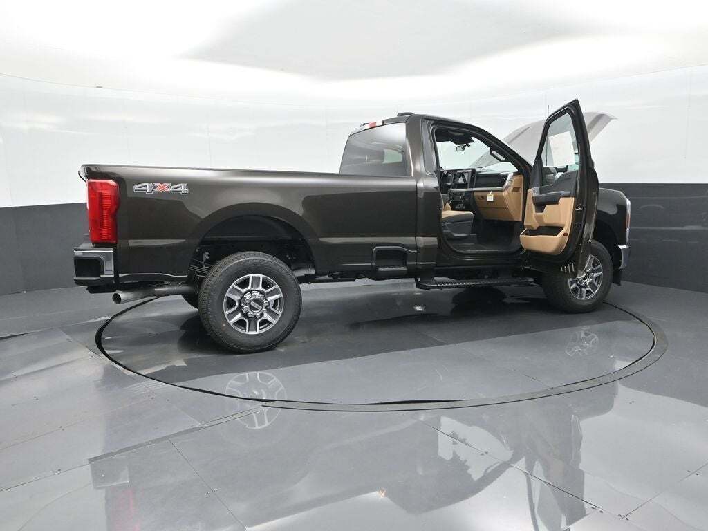2025 Ford F-350 Super Duty XLT