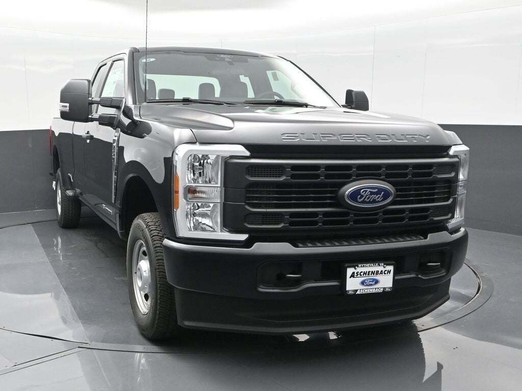 2025 Ford F-250 Super Duty XL