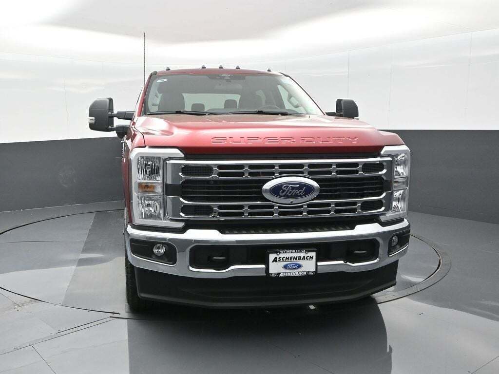 2025 Ford F-350 Super Duty XLT