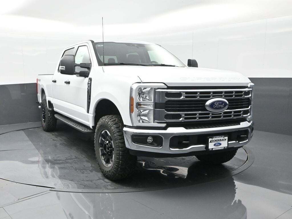 2025 Ford F-350 Super Duty XLT