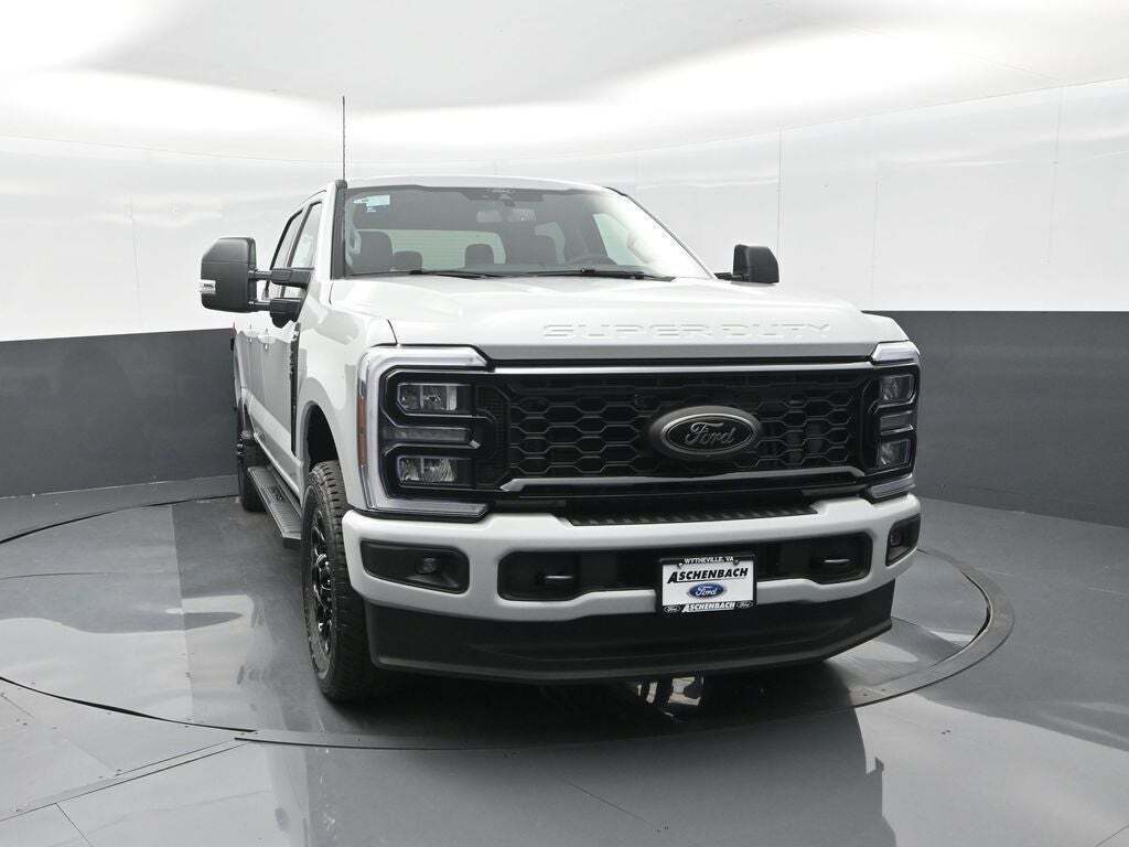 2025 Ford F-250 Super Duty XLT