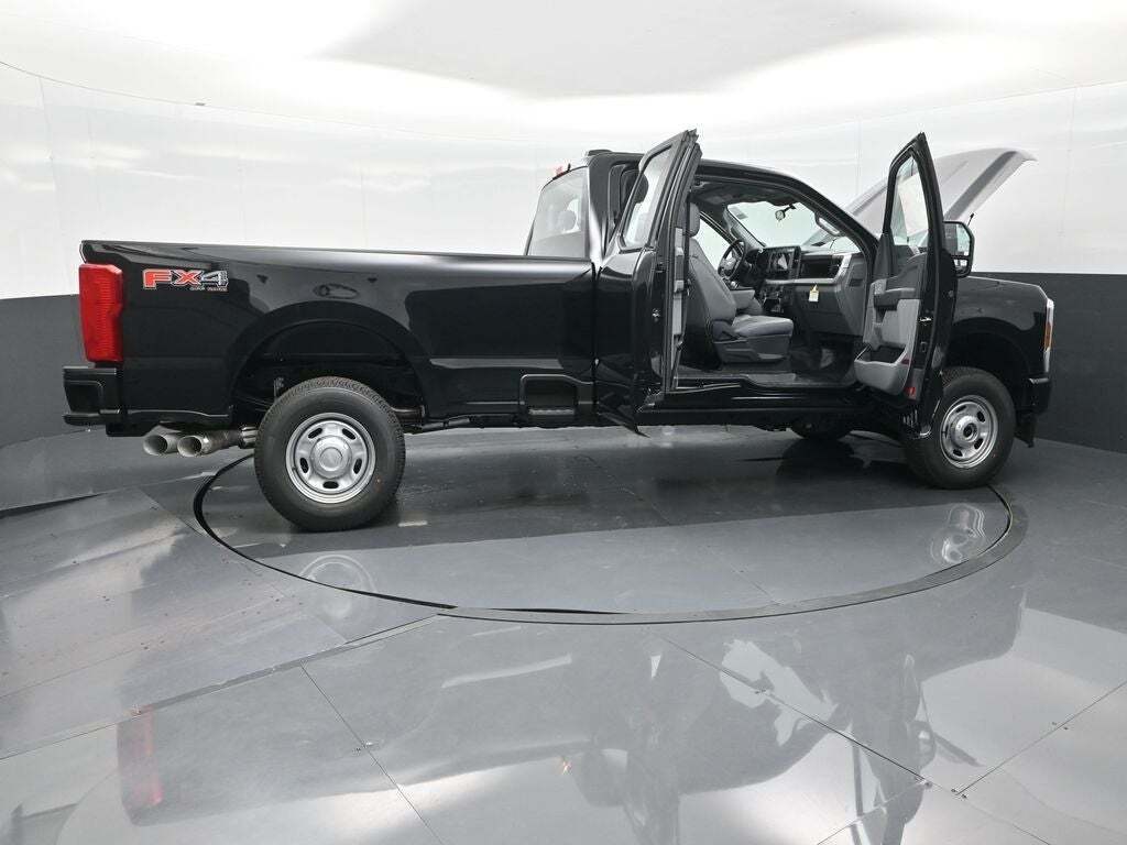 2025 Ford F-250 Super Duty XL