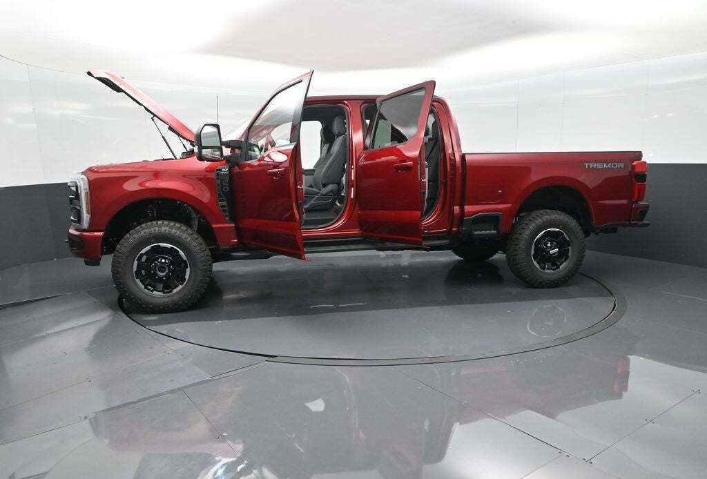 2025 Ford F-350 Super Duty XLT