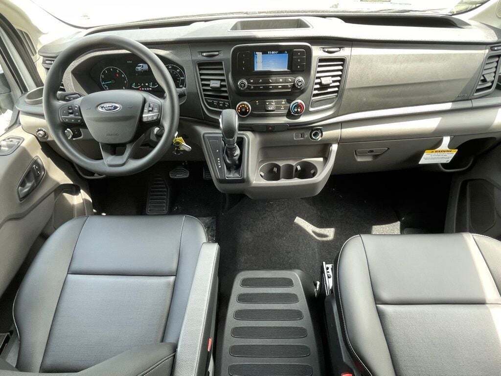 2025 Ford Transit 250