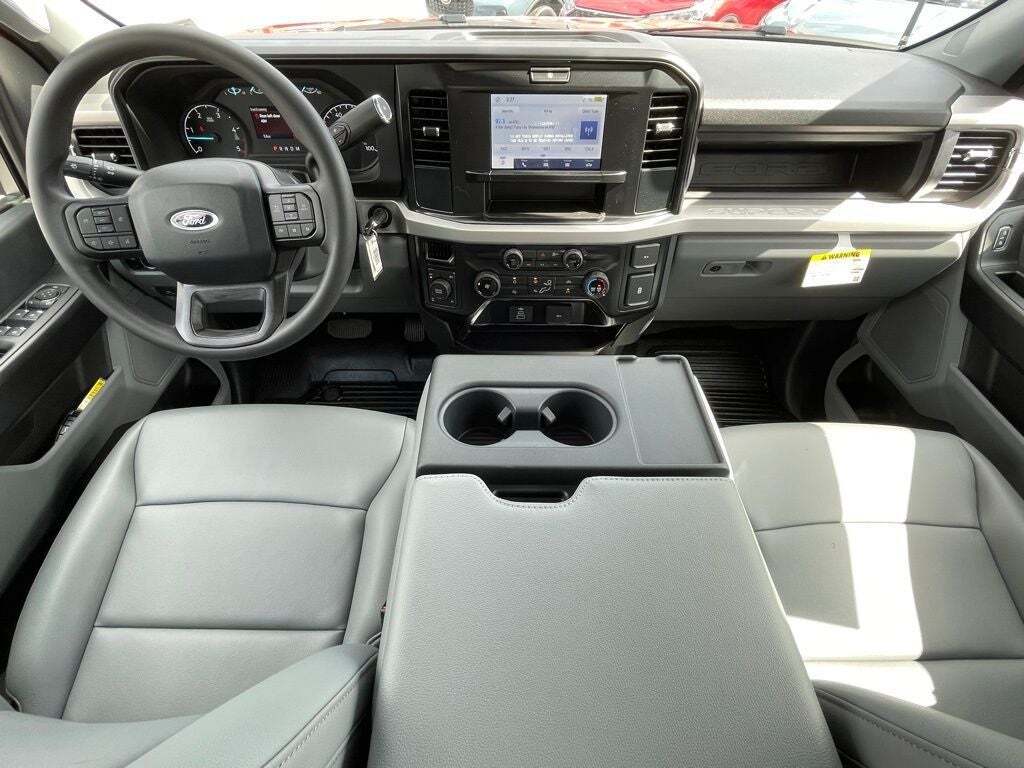 2025 Ford F-250 Super Duty XL
