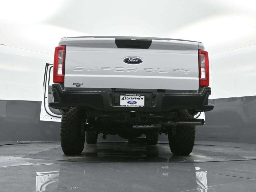 2025 Ford F-250 Super Duty XL