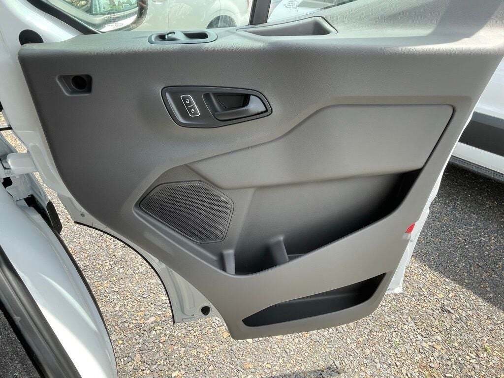 2025 Ford Transit 250
