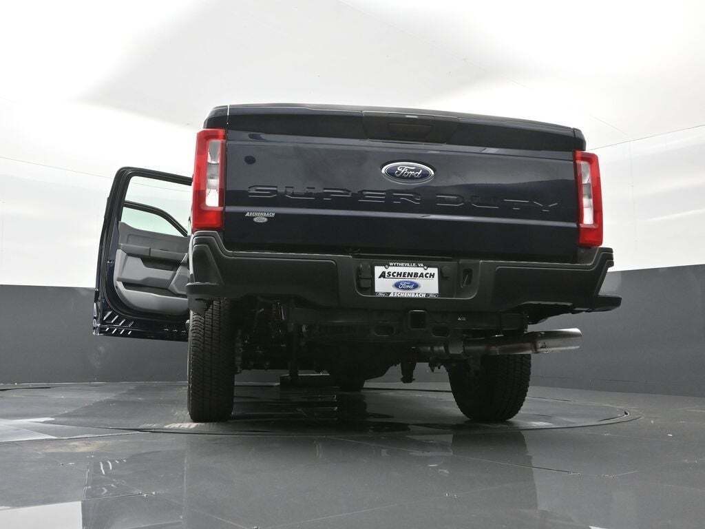 2025 Ford F-250 Super Duty XL