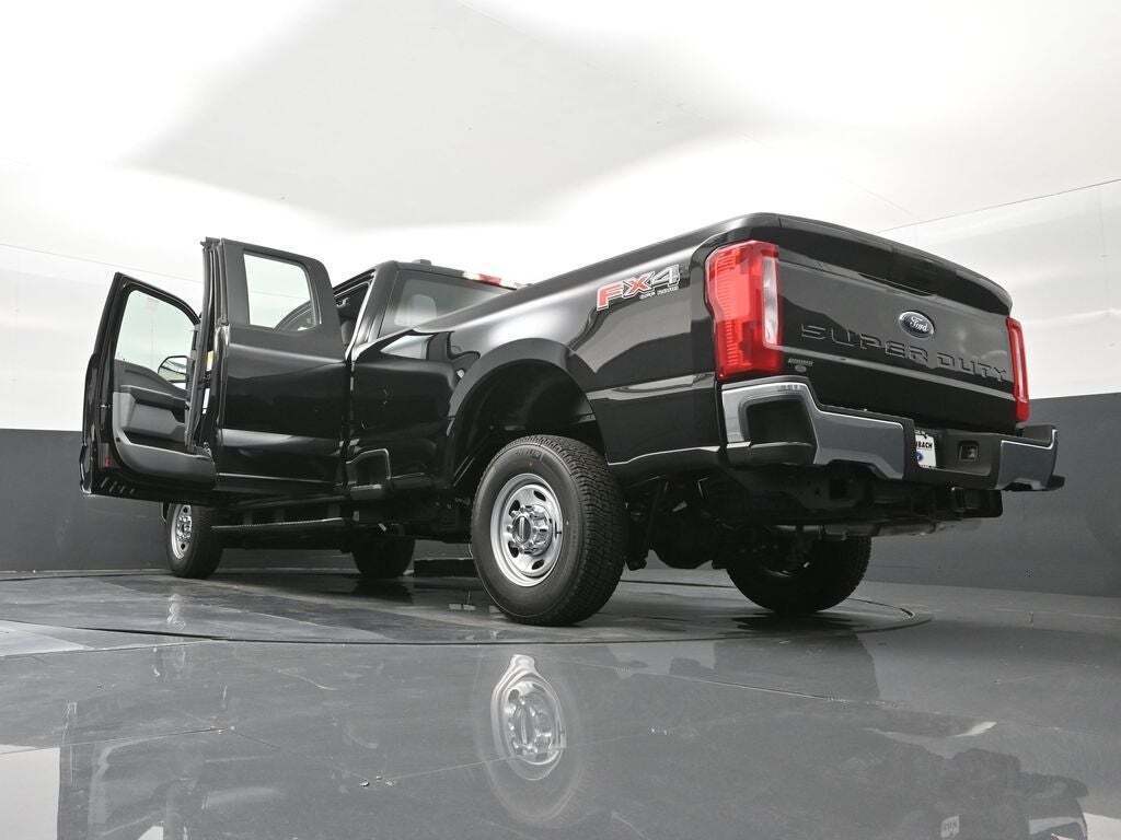 2025 Ford F-250 Super Duty XL