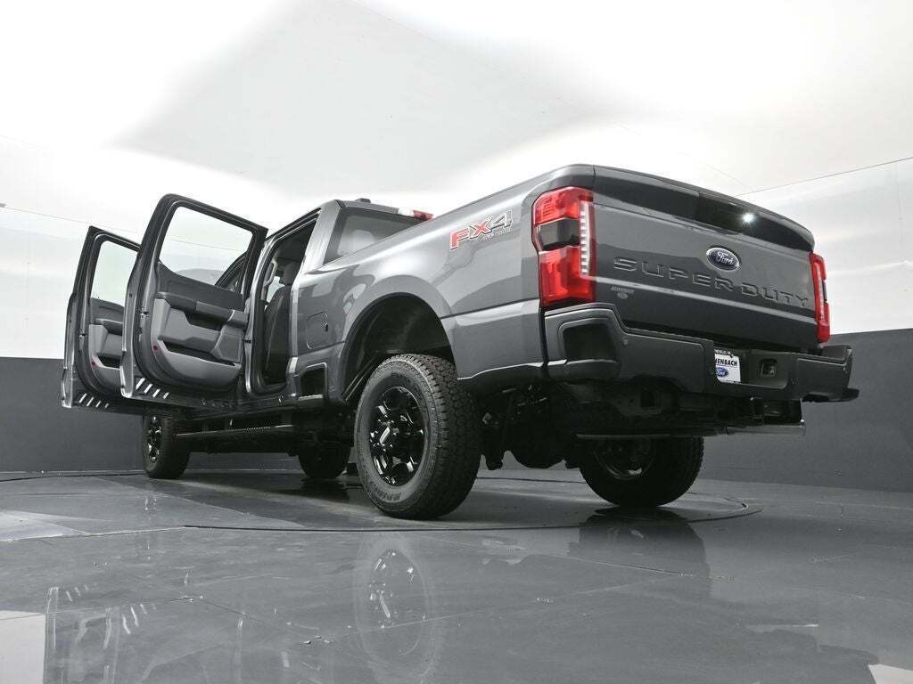 2025 Ford F-250 Super Duty XL