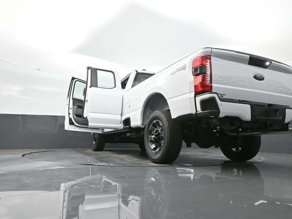 2025 Ford F-350 Super Duty XL