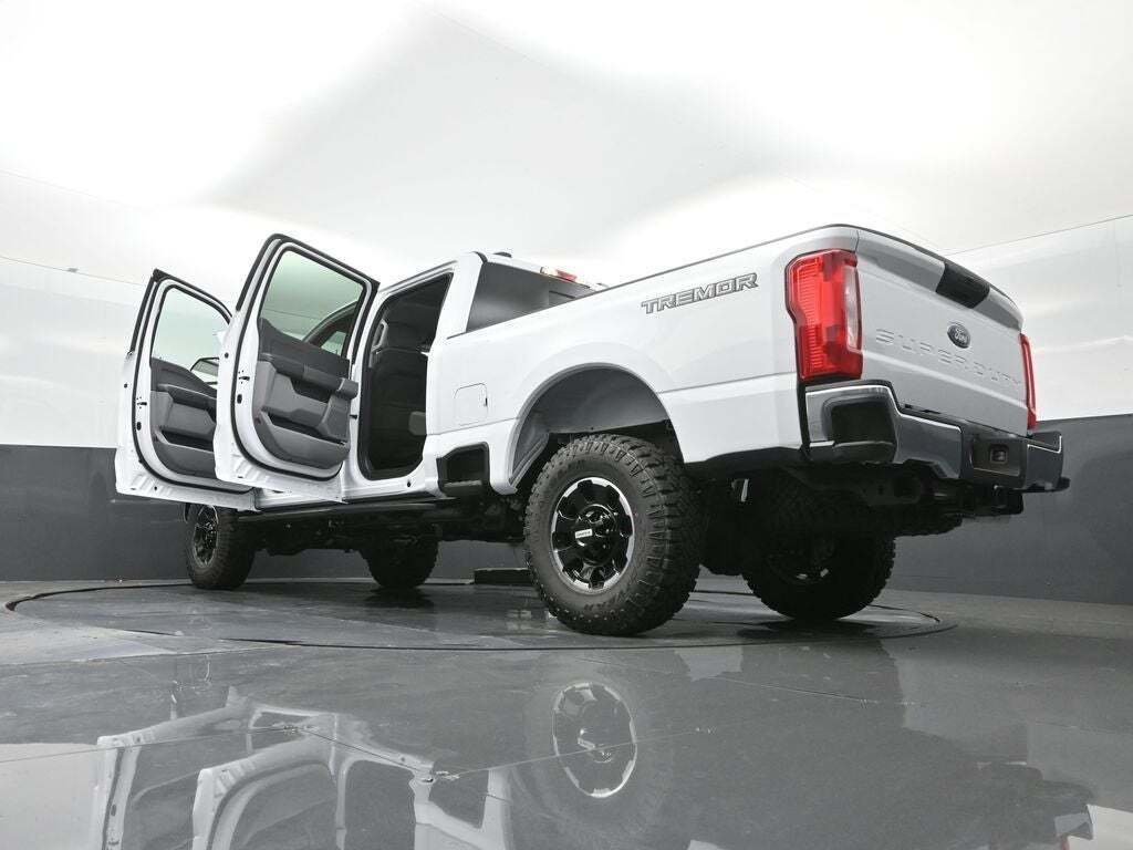 2025 Ford F-350 Super Duty XLT