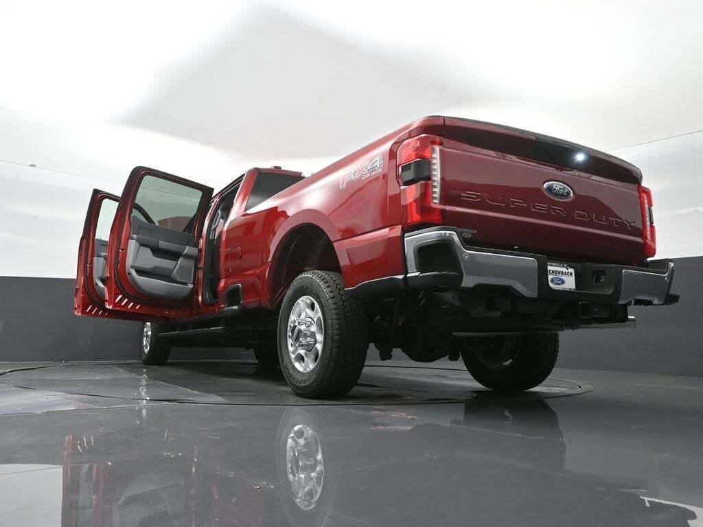 2025 Ford F-350 Super Duty XLT