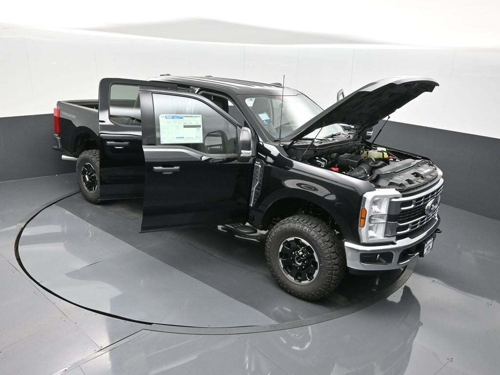 2025 Ford F-350 Super Duty XLT