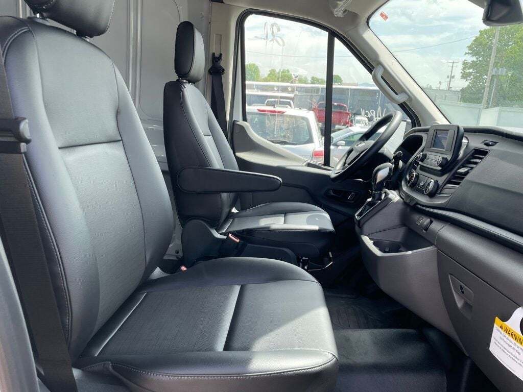 2024 Ford Transit 250