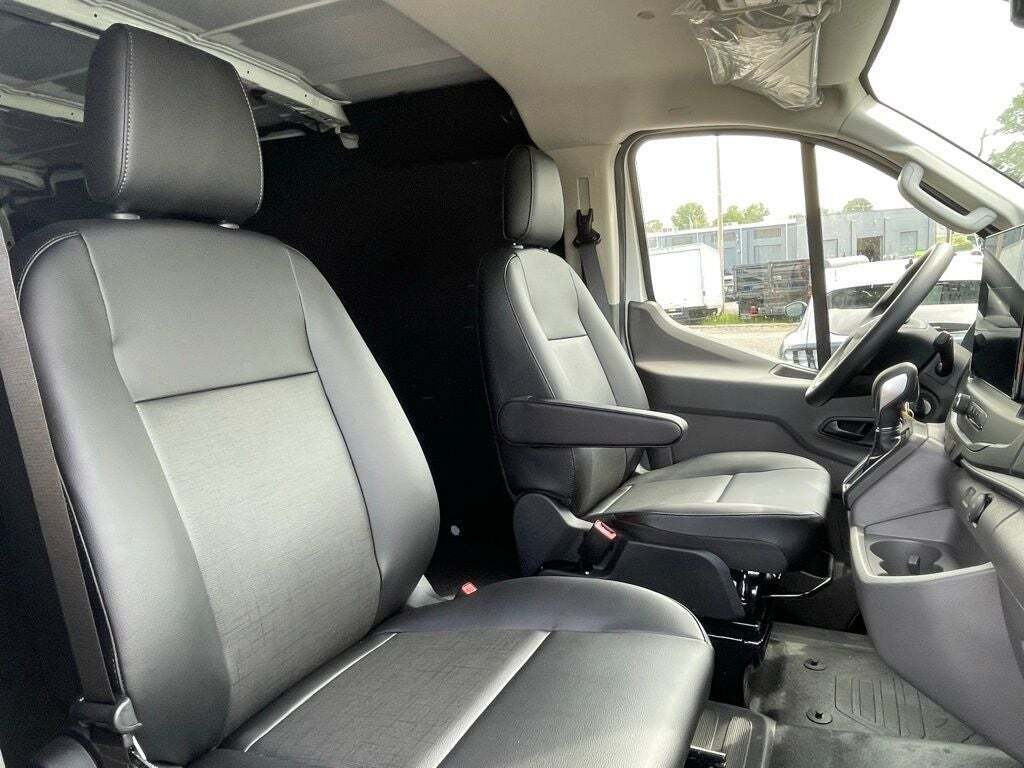 2025 Ford Transit 150
