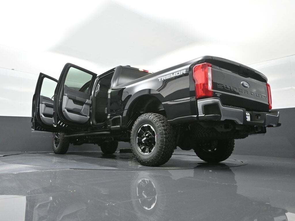2025 Ford F-350 Super Duty XLT