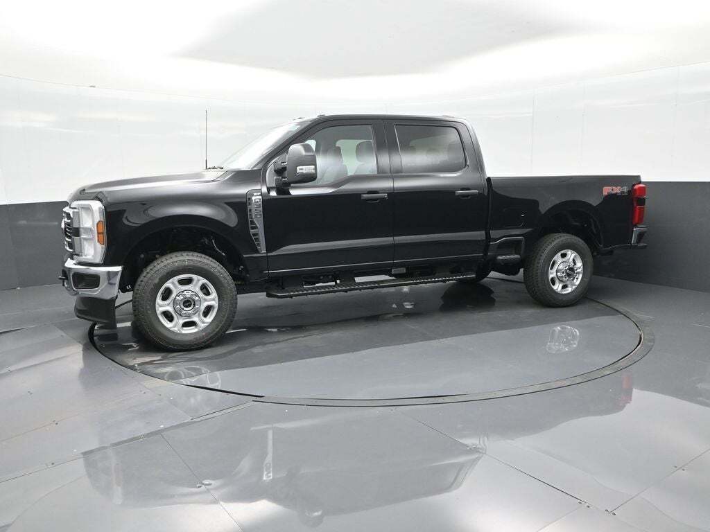 2025 Ford F-350 Super Duty XLT