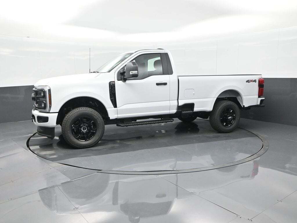 2025 Ford F-350 Super Duty XL