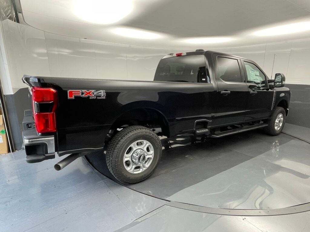 2025 Ford F-250 Super Duty XLT