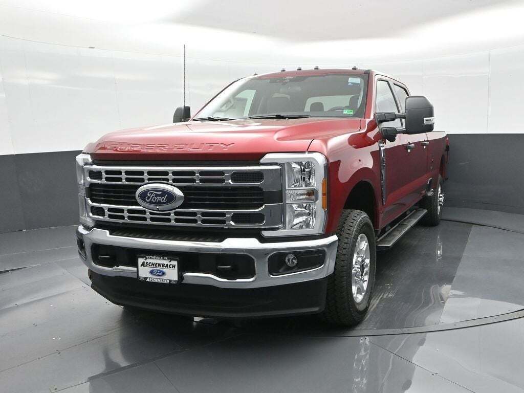 2025 Ford F-350 Super Duty XLT