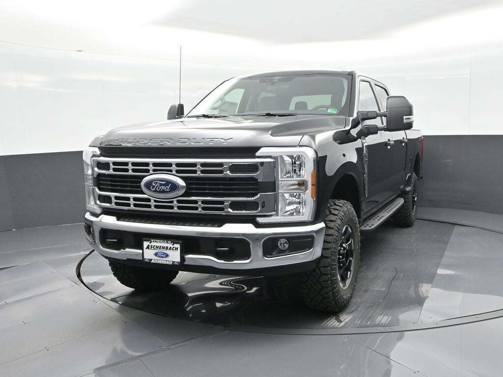 2025 Ford F-350 Super Duty XLT