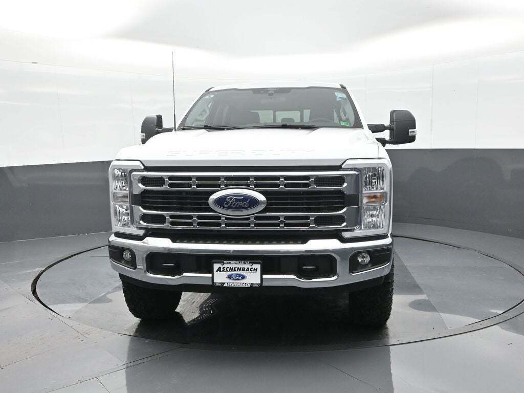 2025 Ford F-350 Super Duty XLT