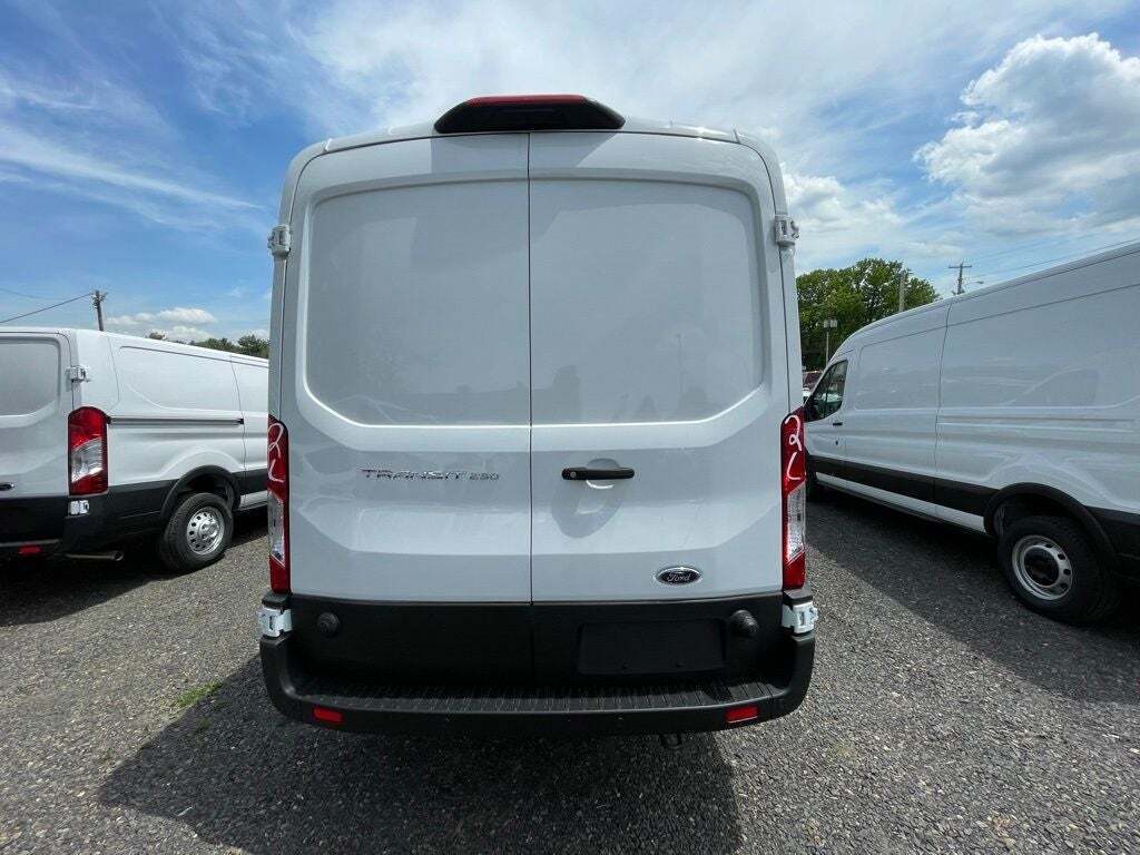2025 Ford Transit 250
