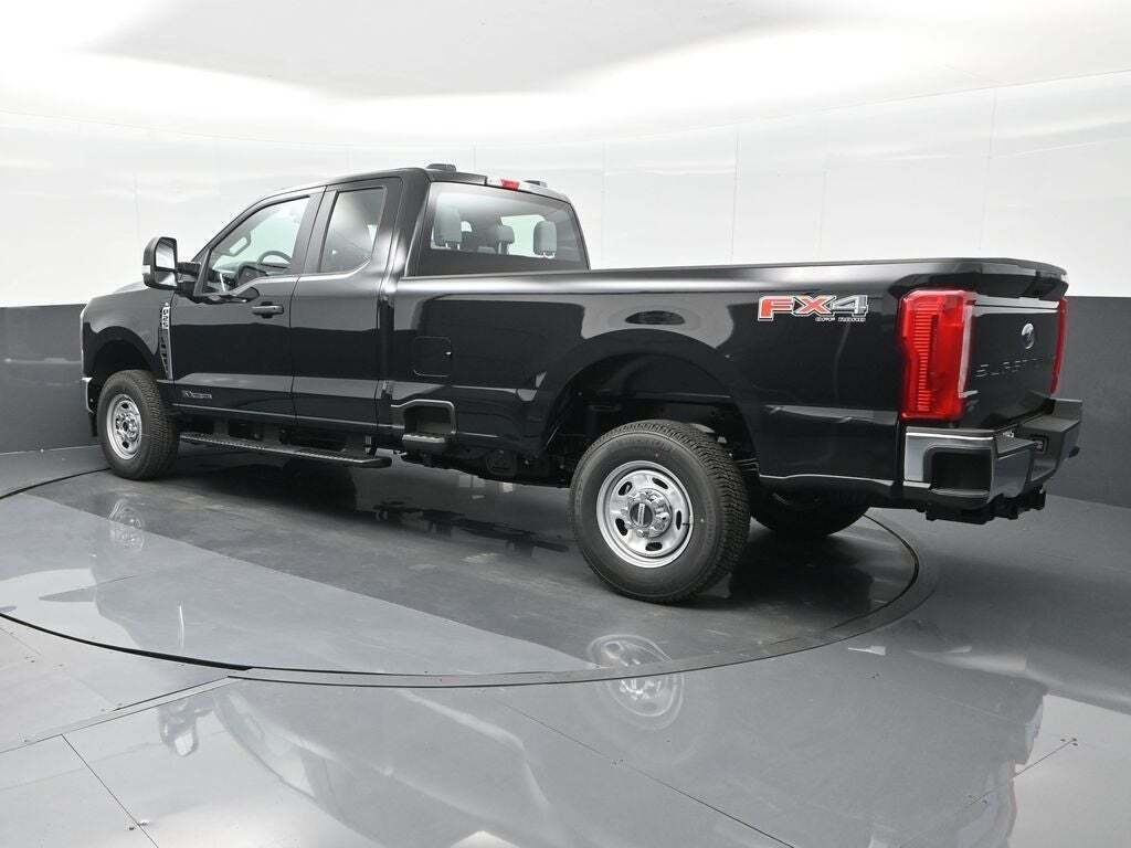 2025 Ford F-250 Super Duty XL