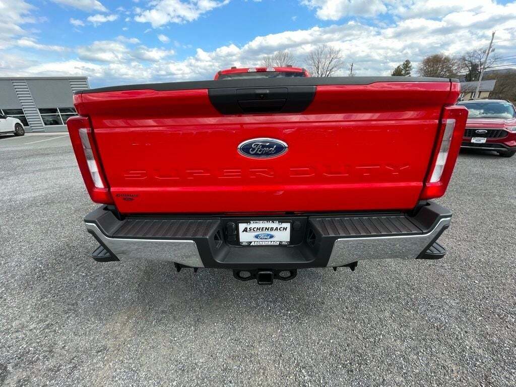 2025 Ford F-250 Super Duty XL