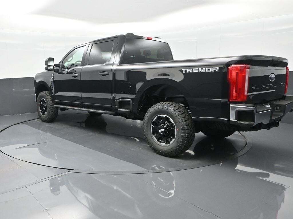 2025 Ford F-350 Super Duty XLT