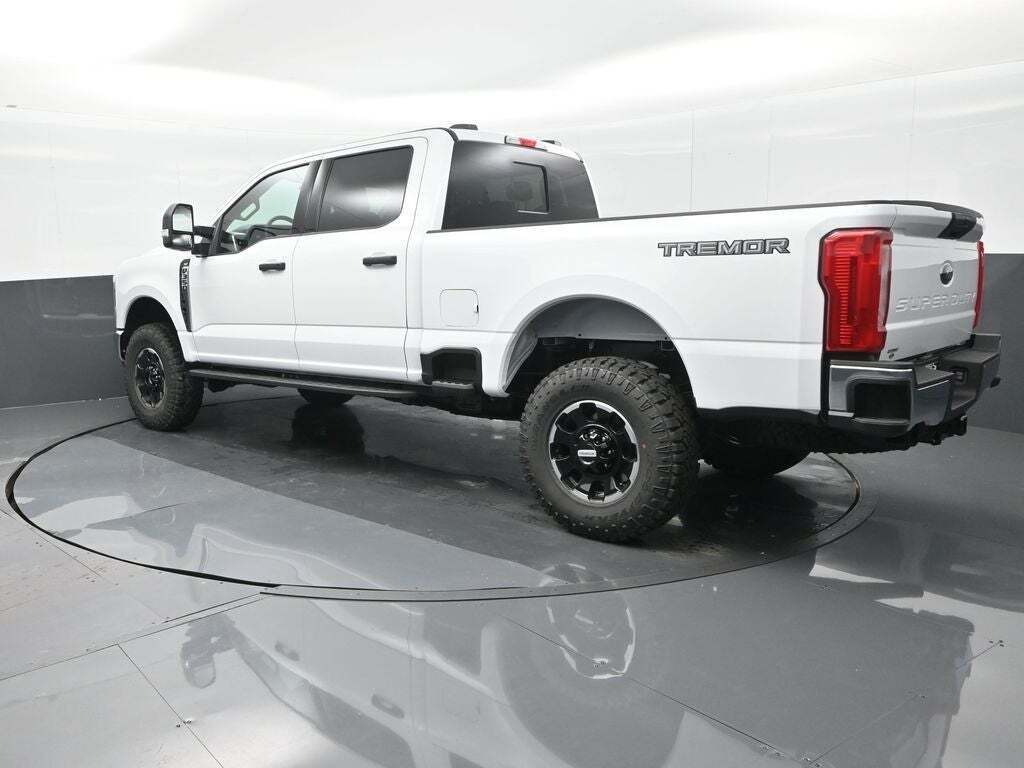 2025 Ford F-350 Super Duty XLT