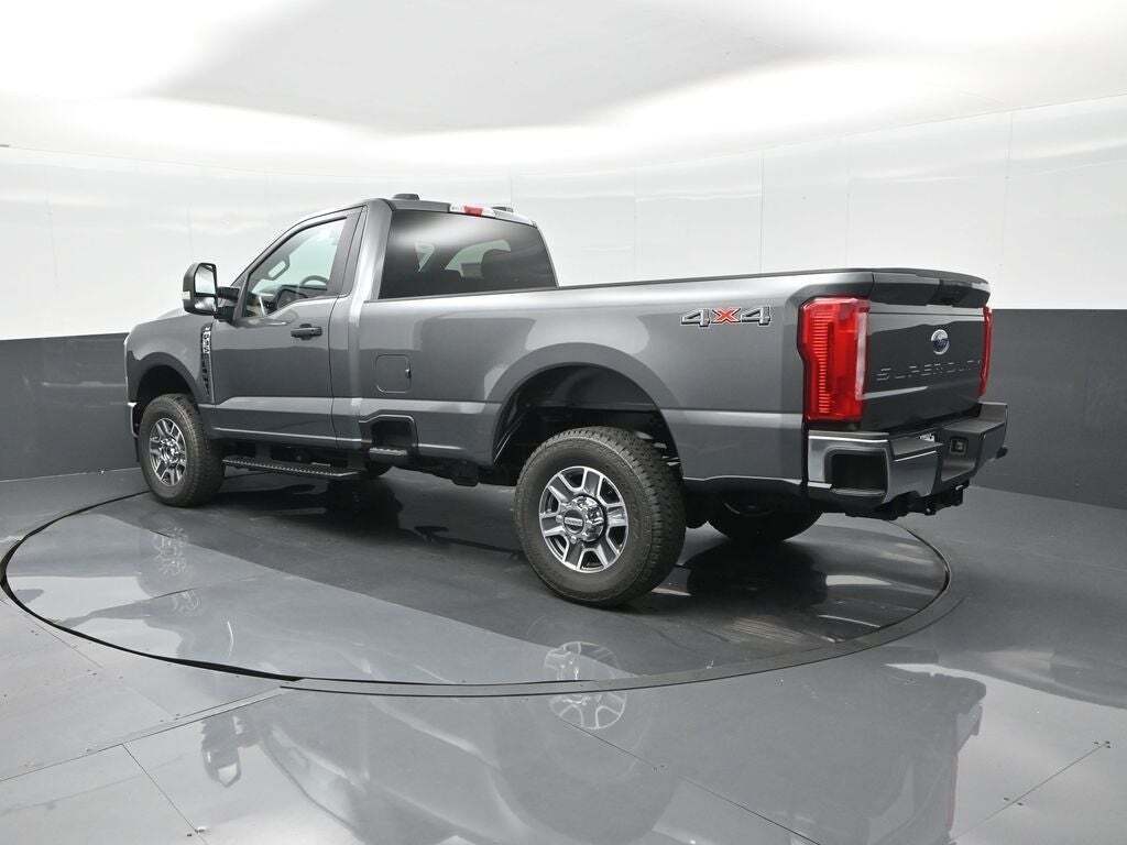 2025 Ford F-350 Super Duty XLT