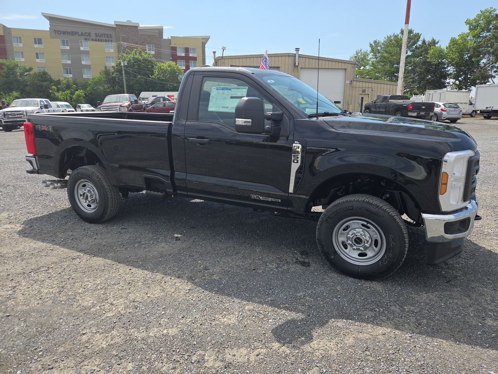 2025 Ford F-250 Super Duty XLT