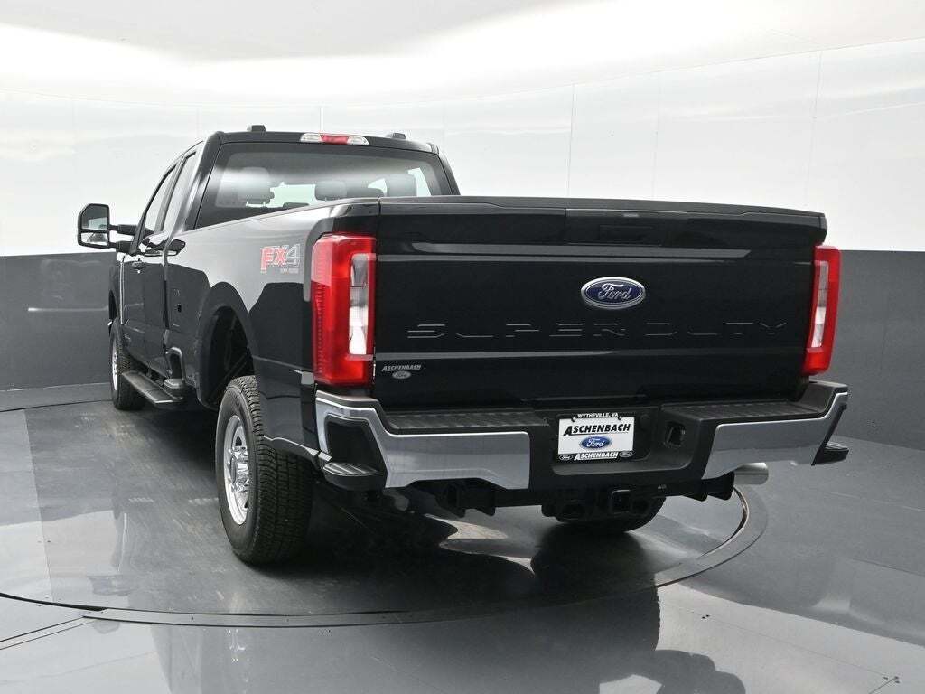 2025 Ford F-250 Super Duty XL