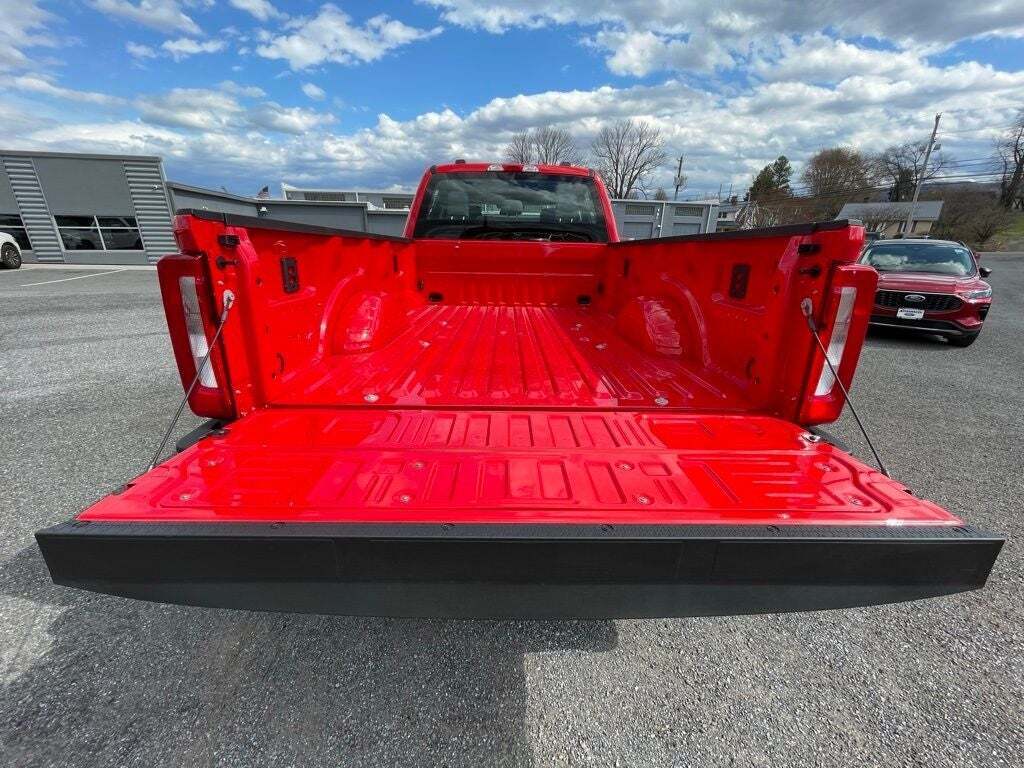 2025 Ford F-250 Super Duty XL
