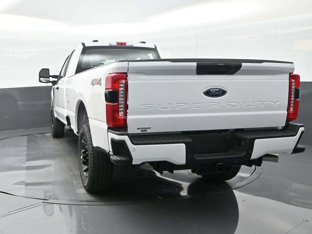 2025 Ford F-350 Super Duty XL