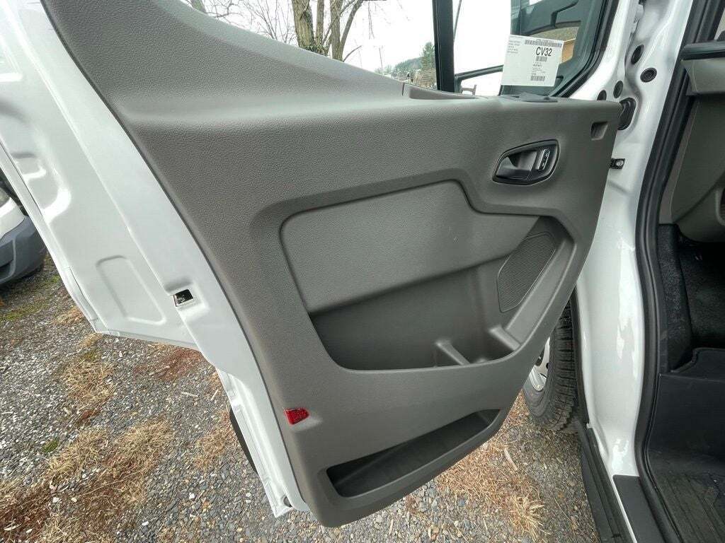 2024 Ford Transit 250