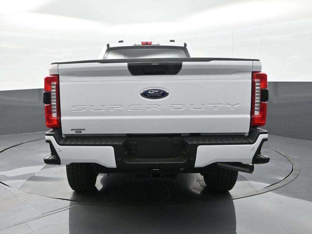 2025 Ford F-350 Super Duty XL