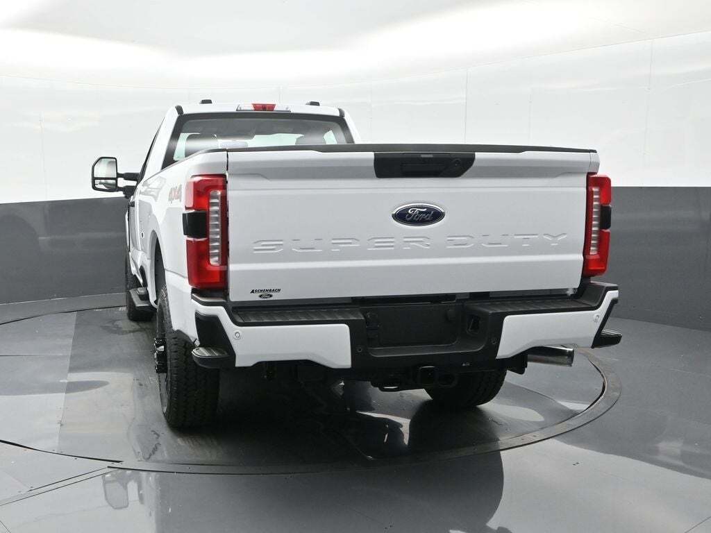 2025 Ford F-350 Super Duty XL