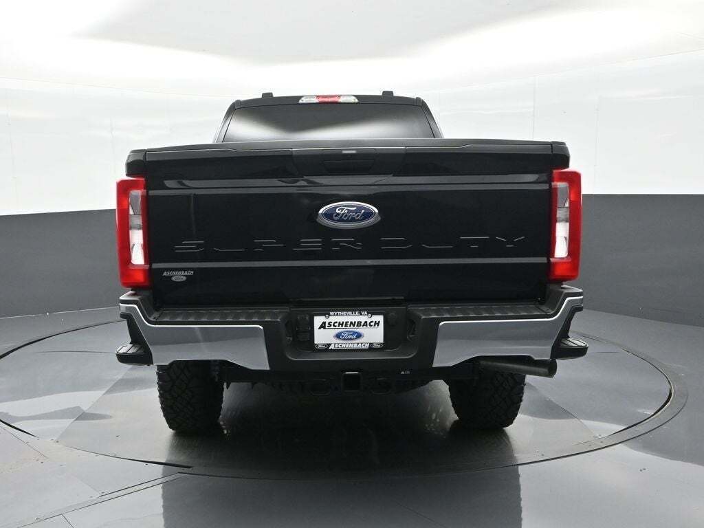 2025 Ford F-350 Super Duty XLT