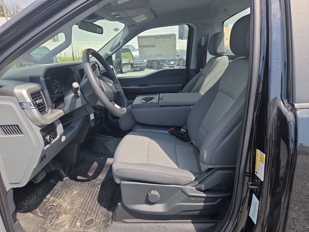 2025 Ford F-250 Super Duty XLT