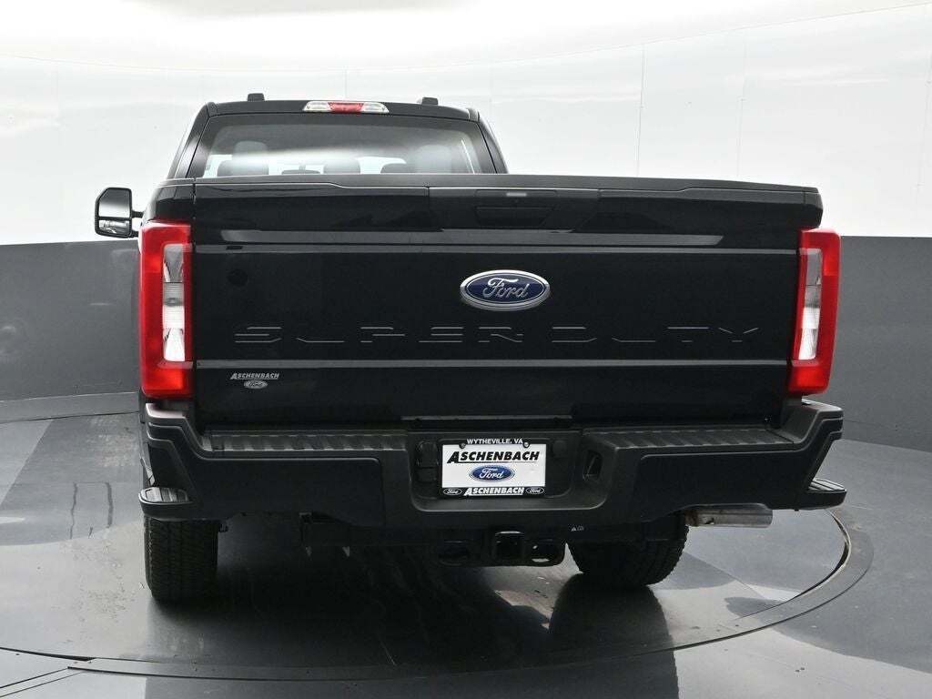 2025 Ford F-250 Super Duty XL