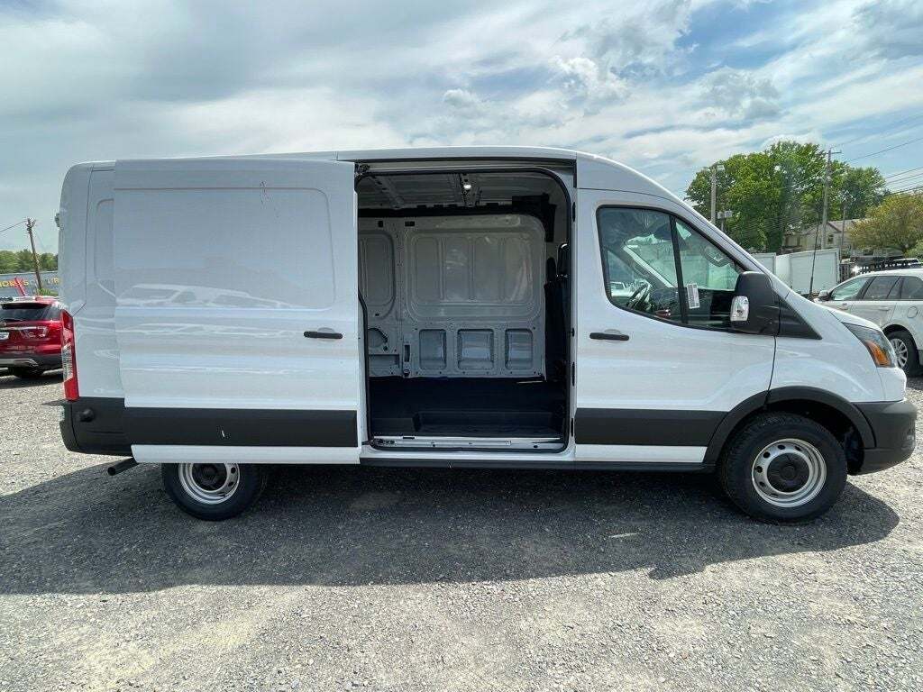 2024 Ford Transit 250