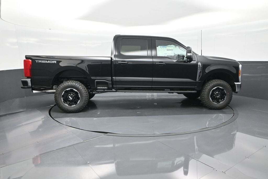 2025 Ford F-350 Super Duty XLT