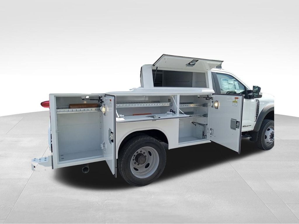 2023 Ford F-550 Super Duty 