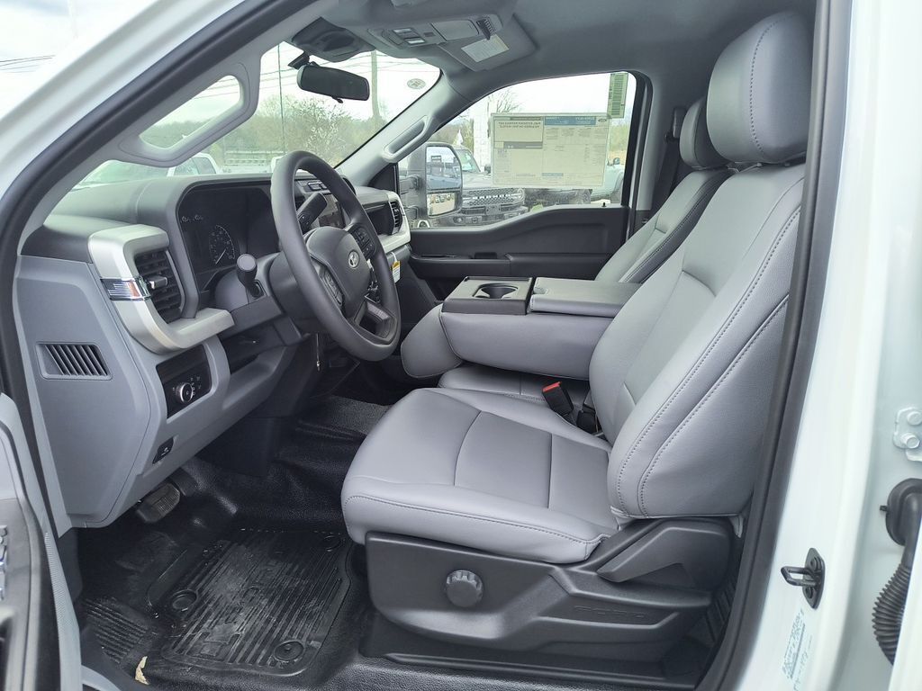 2024 Ford F-450 Super Duty 