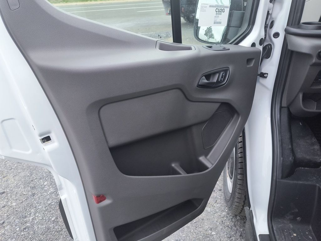 2025 Ford Transit 250