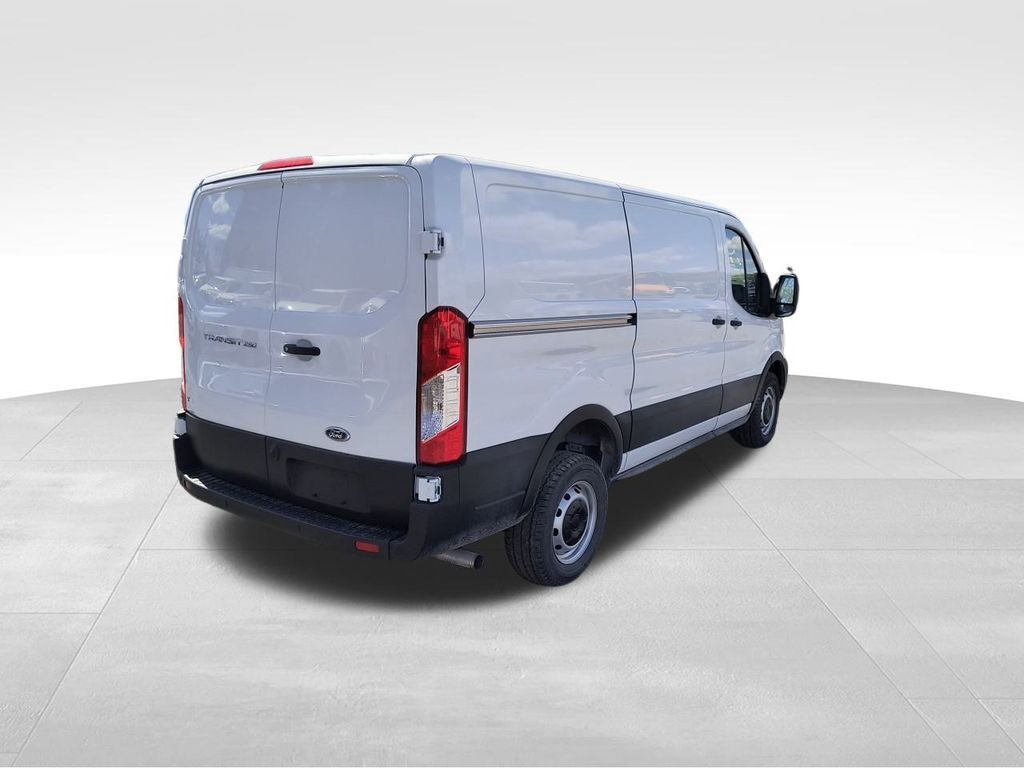 2025 Ford Transit 250