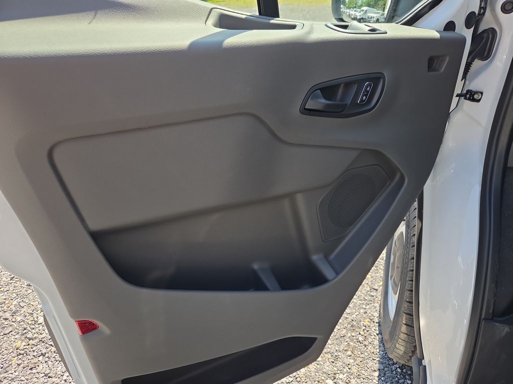 2025 Ford Transit 250